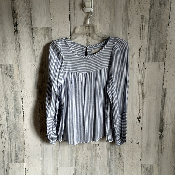 LOFT Tops - AA38 blue white stripe blouse loft MP petite